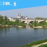 Studio Standing -Chez Nuizen Orleans-